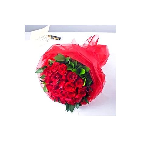 send 24 red roses bouquet to japan